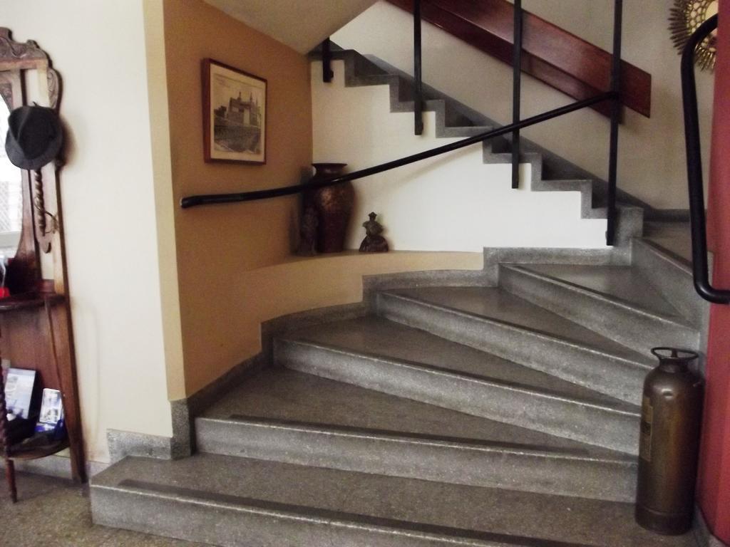 Hostal Gemina Лима Экстерьер фото