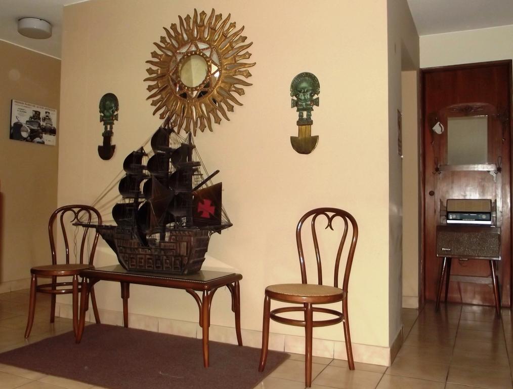 Hostal Gemina Лима Экстерьер фото