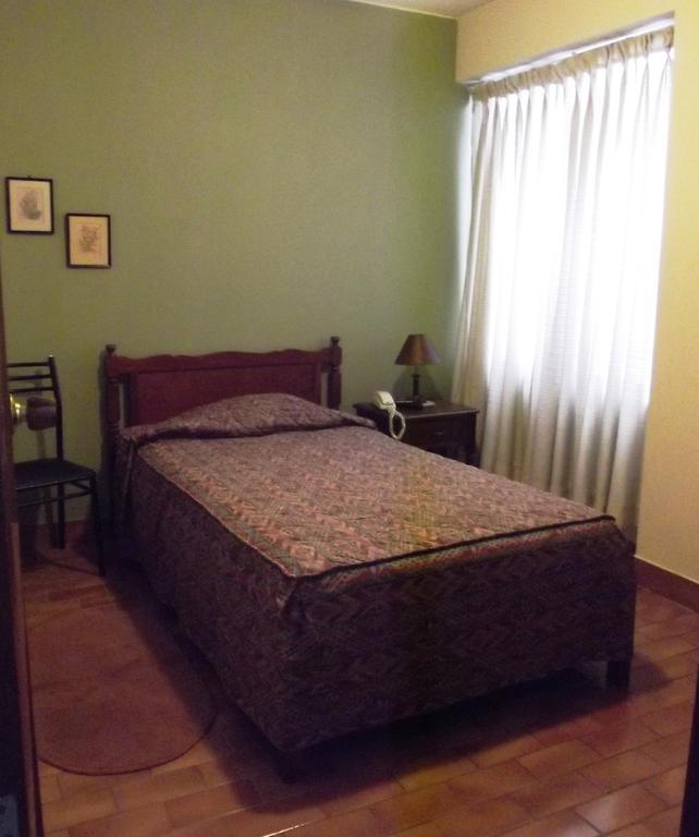 Hostal Gemina Лима Номер фото